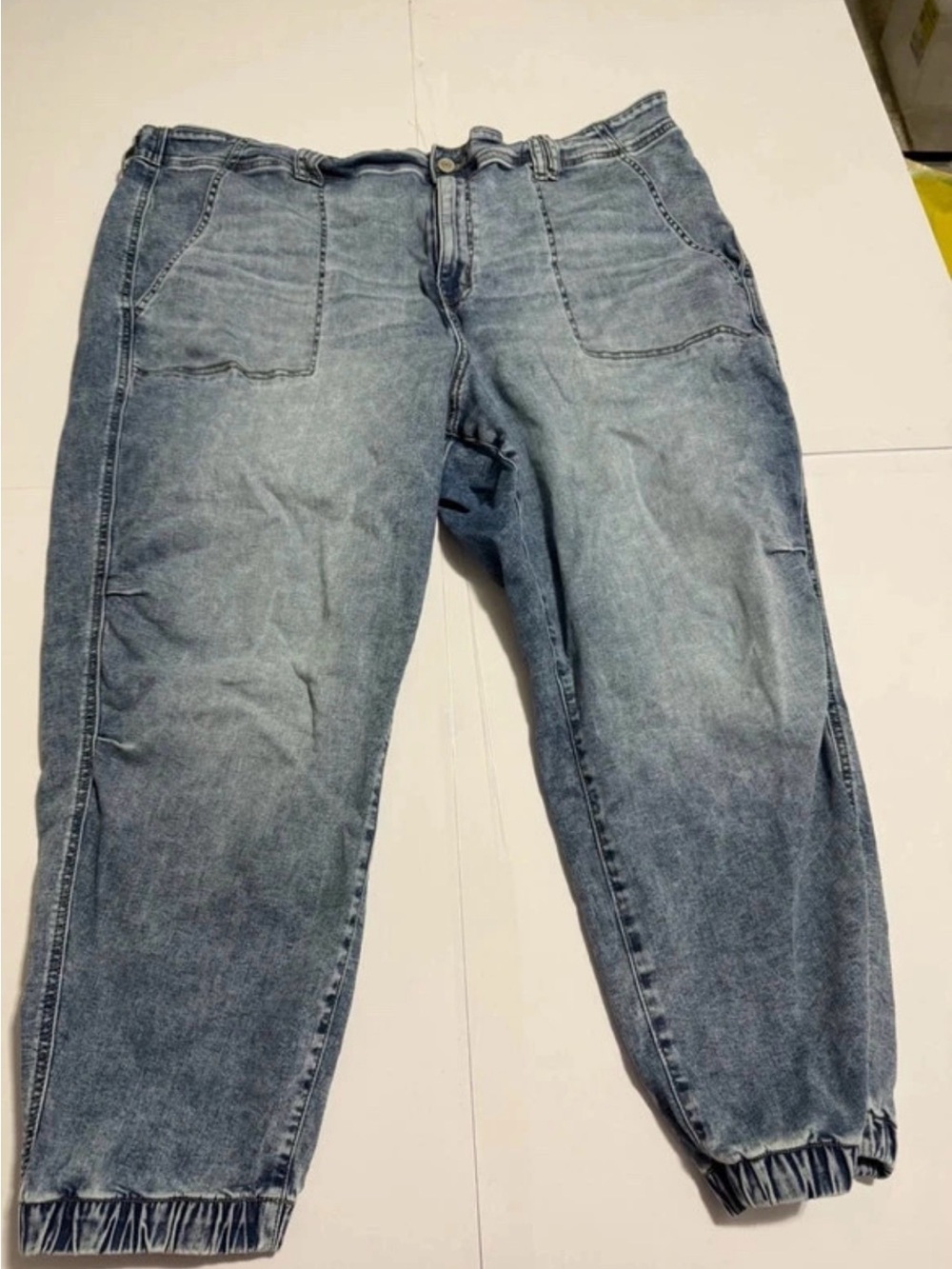 Women’s Blue Washed Denim Jogger Jeans